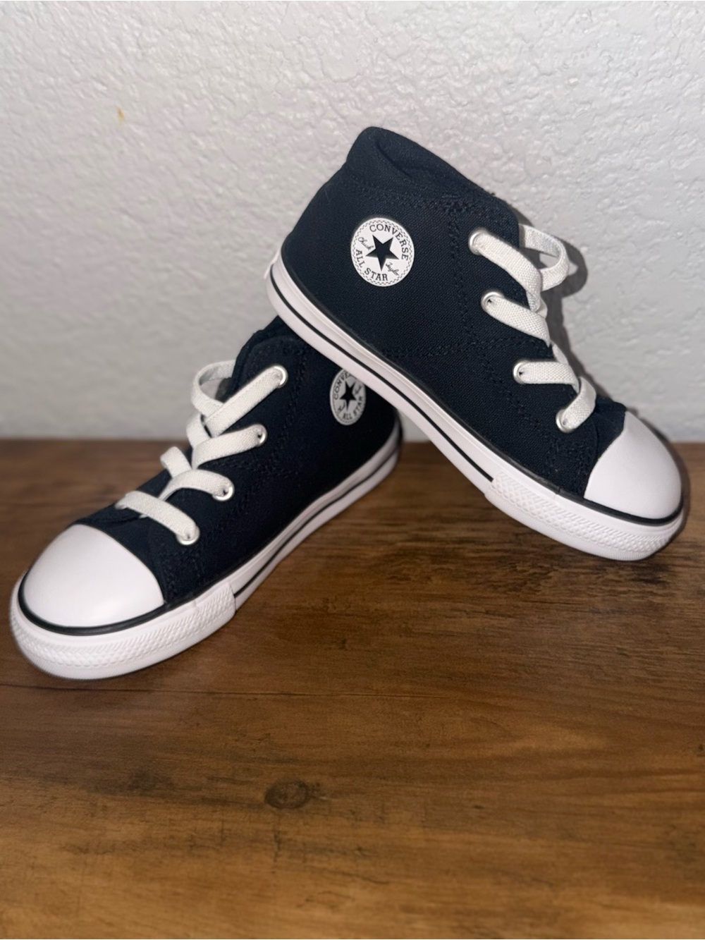 CONVERSE ALL STAR Chuck Taylor Black Red Sneakers Toddler Little Kids Size 10